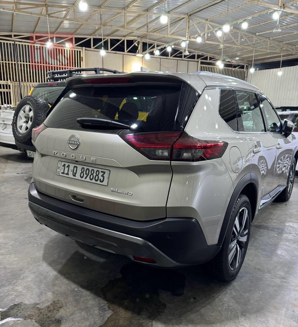 Nissan Rogue